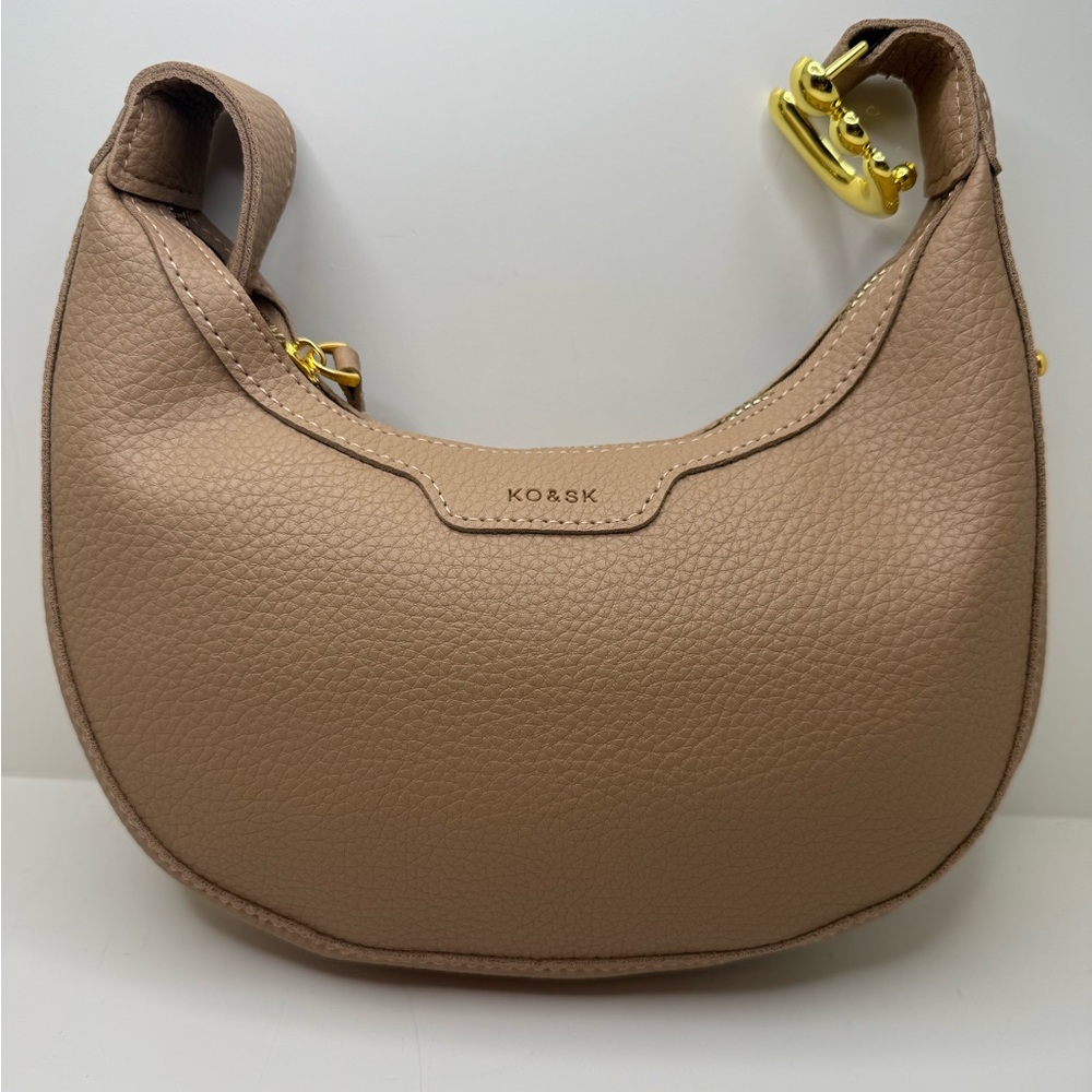 Stylish Beige Textured Shoulder Bag with Gold Hardware - KO&SK